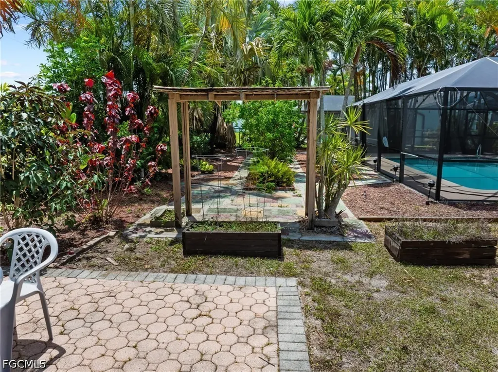 924 SE 21st Lane Cape Coral FL 33990