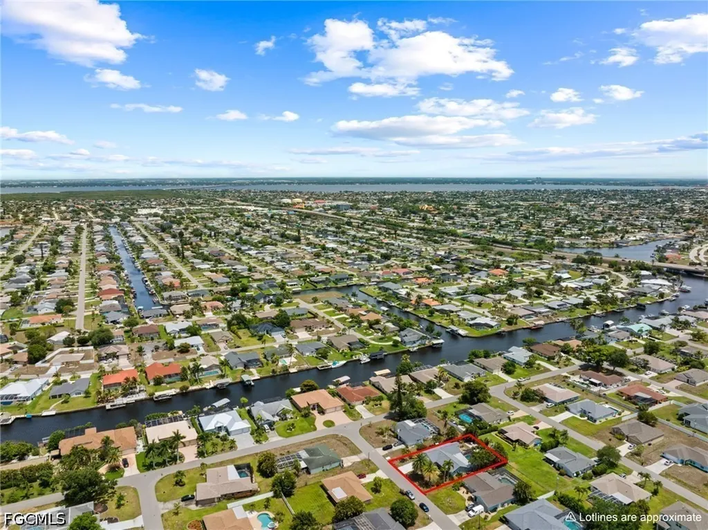 924 SE 21st Lane Cape Coral FL 33990