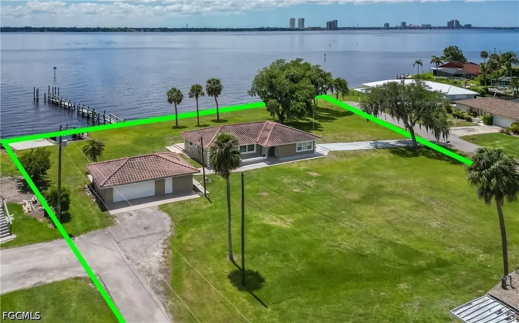 1808 Stevenson Road North Fort Myers FL 33917