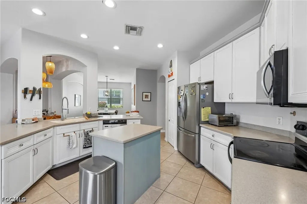 12142 Country Day Circle Fort Myers FL 33913