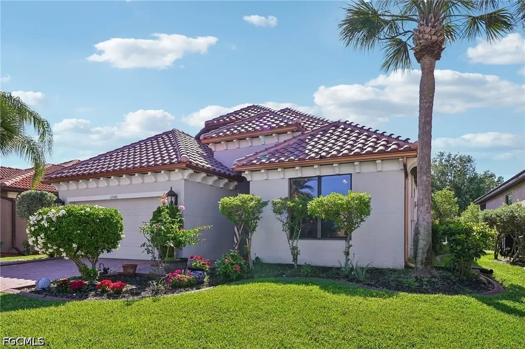 12142 Country Day Circle Fort Myers FL 33913