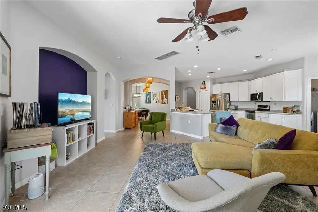 12142 Country Day Circle Fort Myers FL 33913
