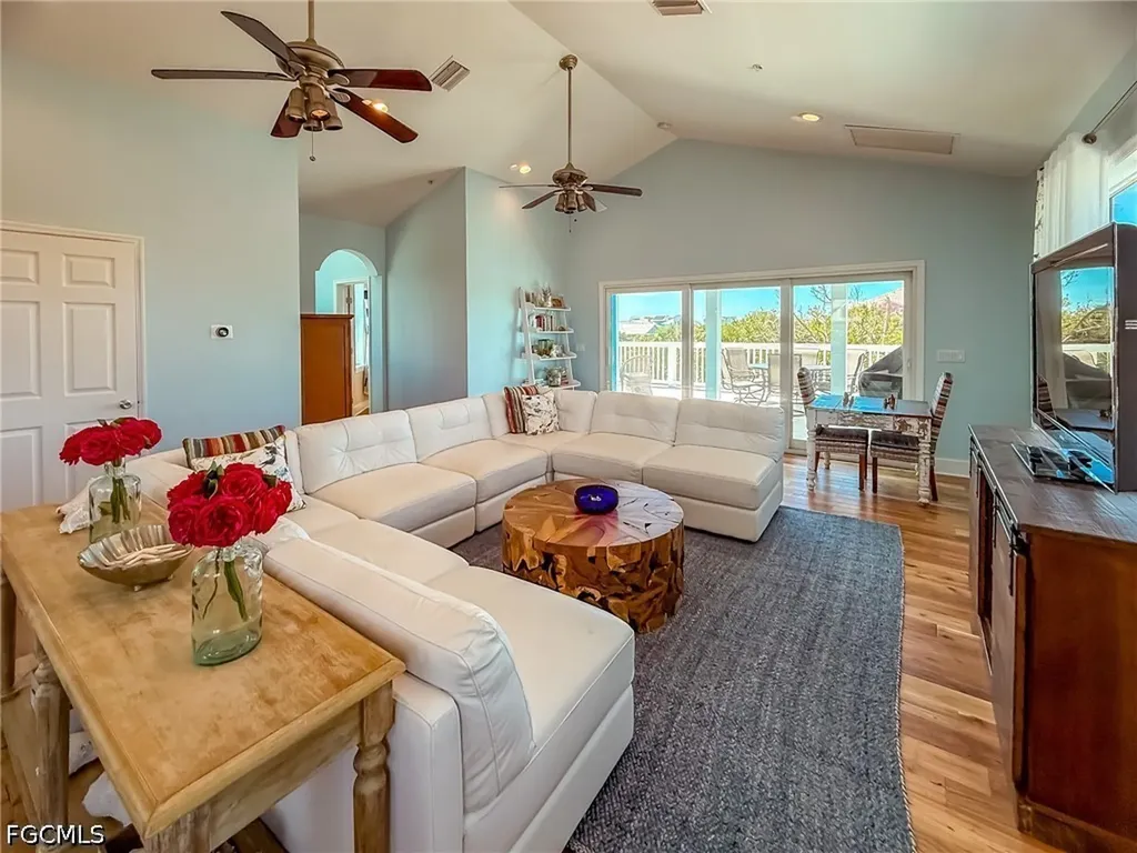 4460 Smugglers Drive Upper Captiva FL 33924