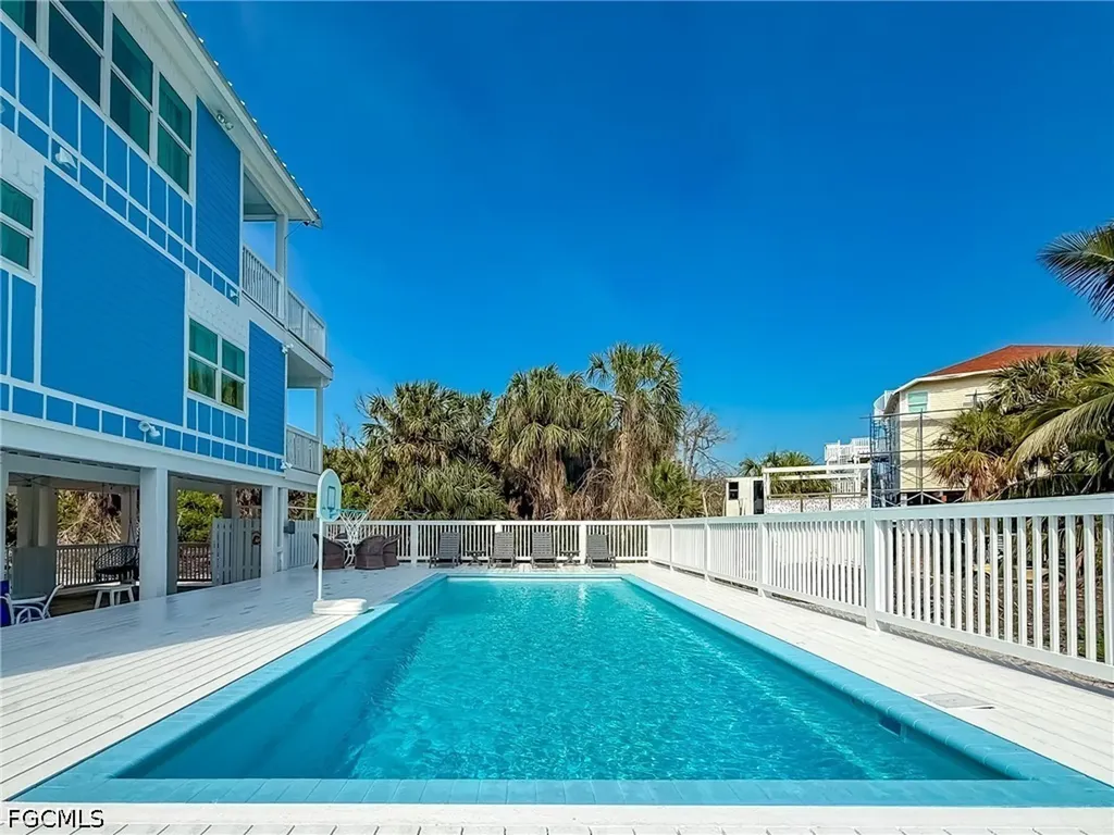 4460 Smugglers Drive Upper Captiva FL 33924