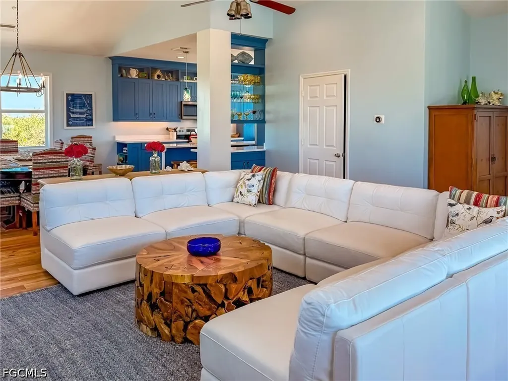 4460 Smugglers Drive Upper Captiva FL 33924