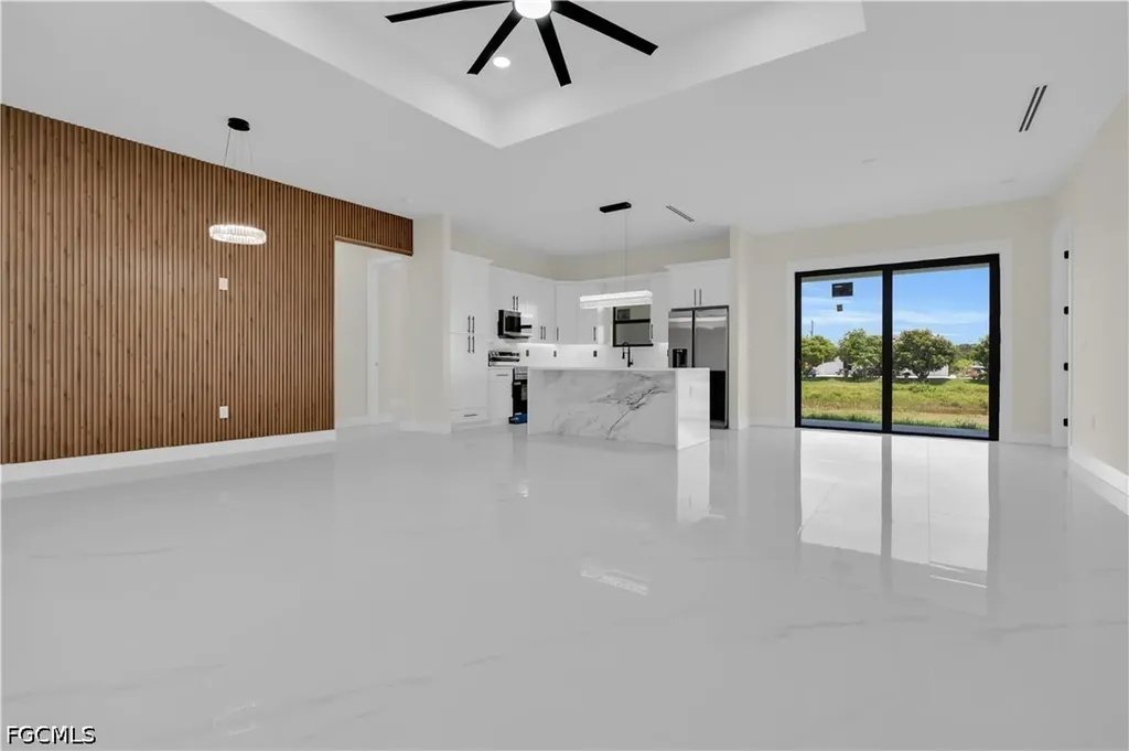 537 Paloma Avenue Lehigh Acres FL 33974