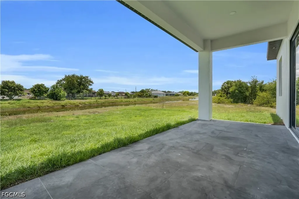 537 Paloma Avenue Lehigh Acres FL 33974