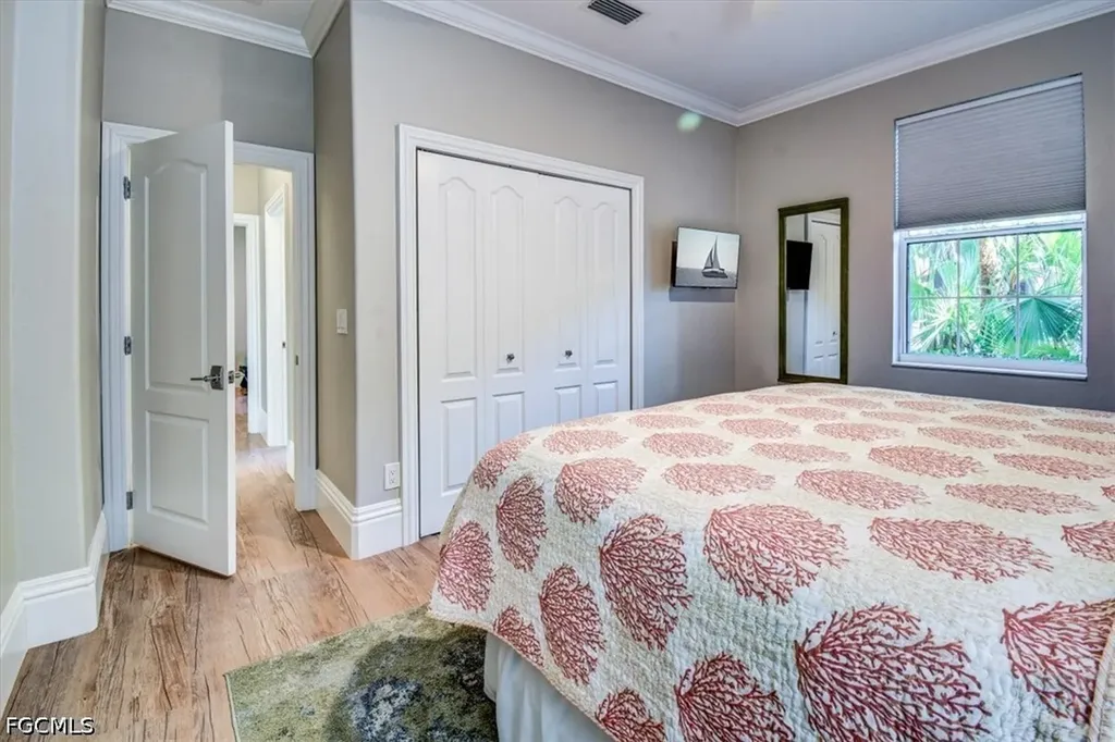 5711 Yardarm Court Cape Coral FL 33914