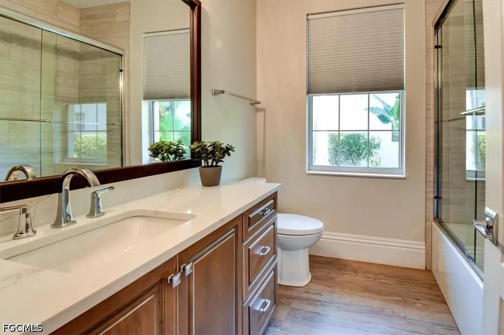 5711 Yardarm Court Cape Coral FL 33914