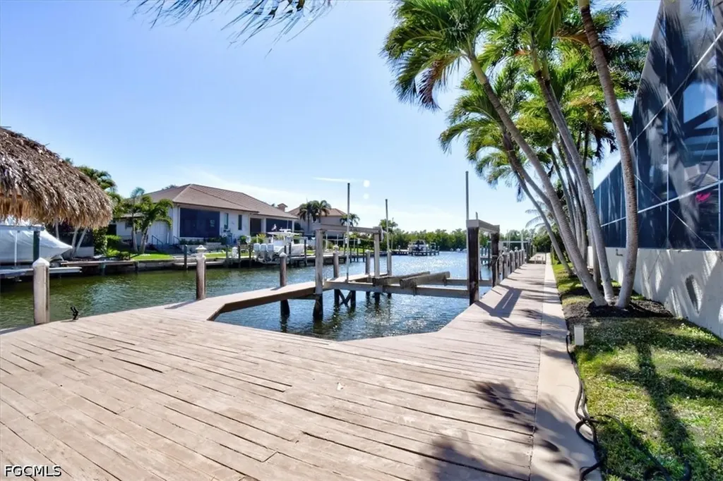 5711 Yardarm Court Cape Coral FL 33914