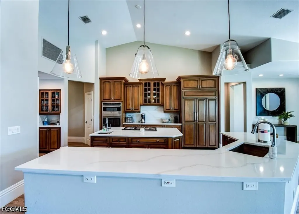 5711 Yardarm Court Cape Coral FL 33914