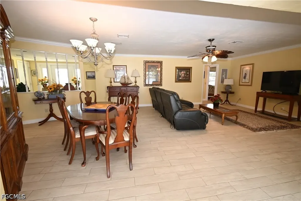4520 Vinsetta Avenue North Fort Myers FL 33903