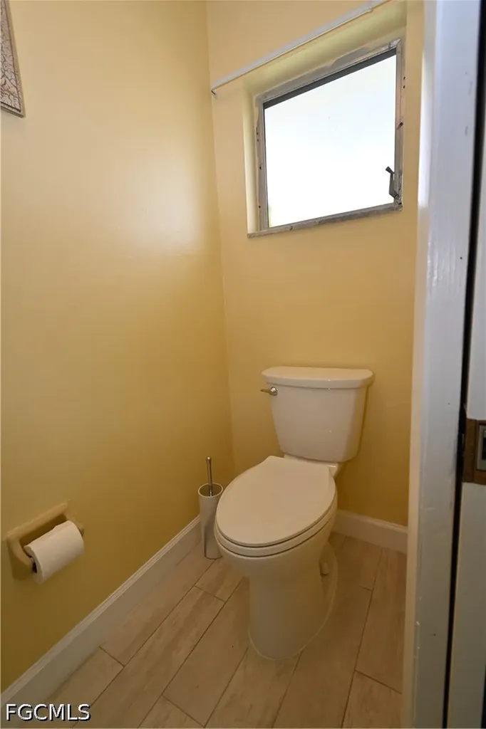 4520 Vinsetta Avenue North Fort Myers FL 33903