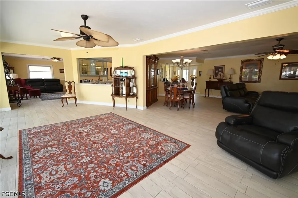 4520 Vinsetta Avenue North Fort Myers FL 33903