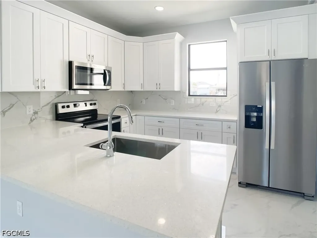 2005 SW 2nd Terrace Cape Coral FL 33991