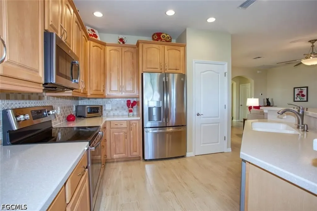 2474 Blackburn Circle Cape Coral FL 33991