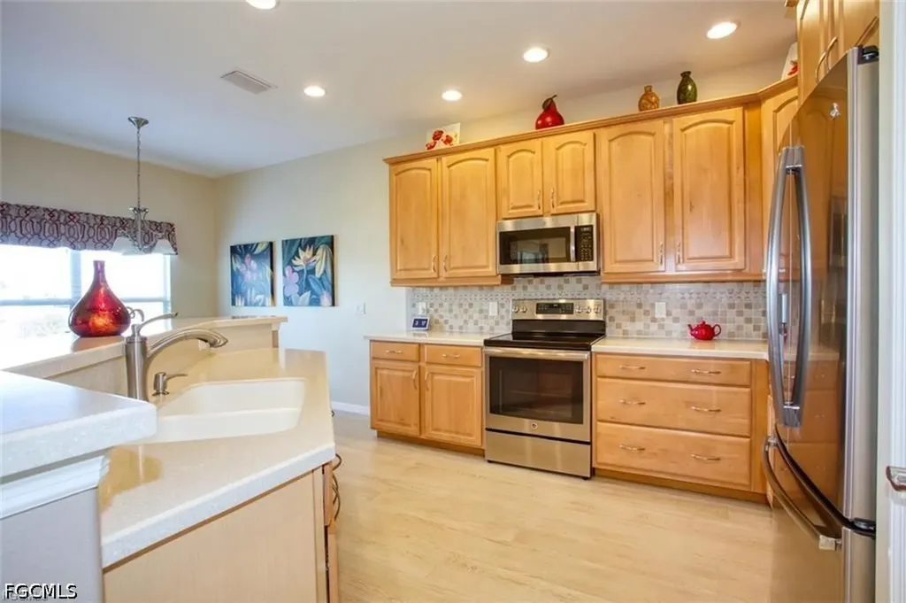 2474 Blackburn Circle Cape Coral FL 33991