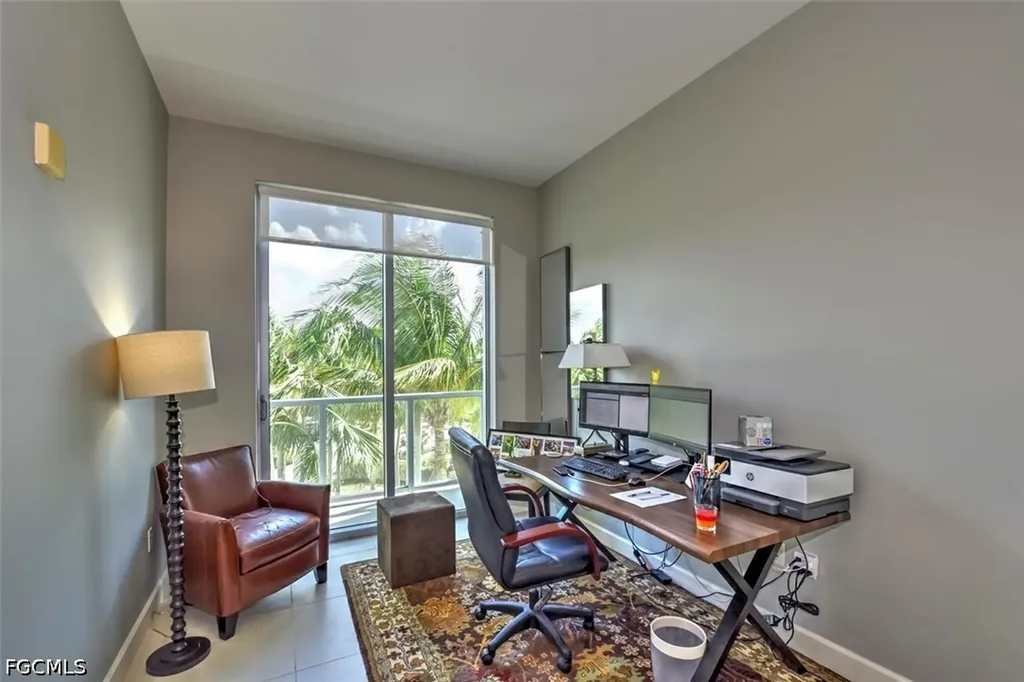 3000 Oasis Grand Boulevard Fort Myers FL 33916