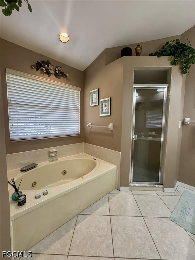 13648 Admiral Court Fort Myers FL 33912