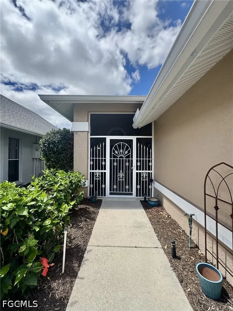 13648 Admiral Court Fort Myers FL 33912