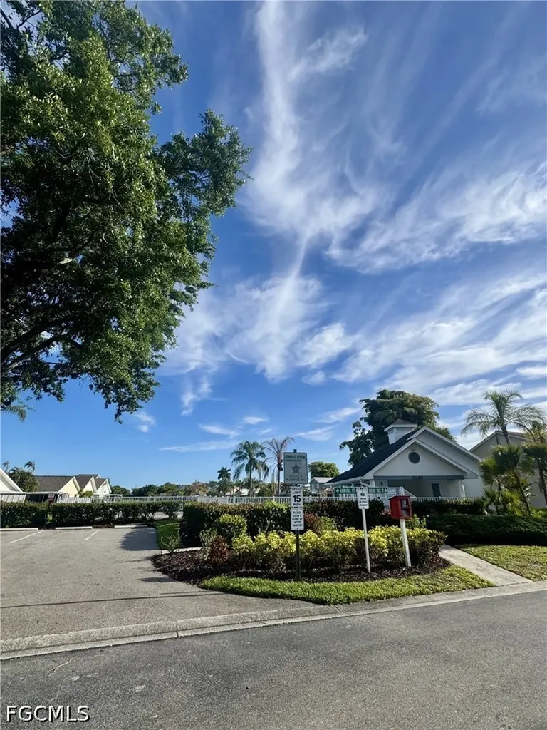 13648 Admiral Court Fort Myers FL 33912