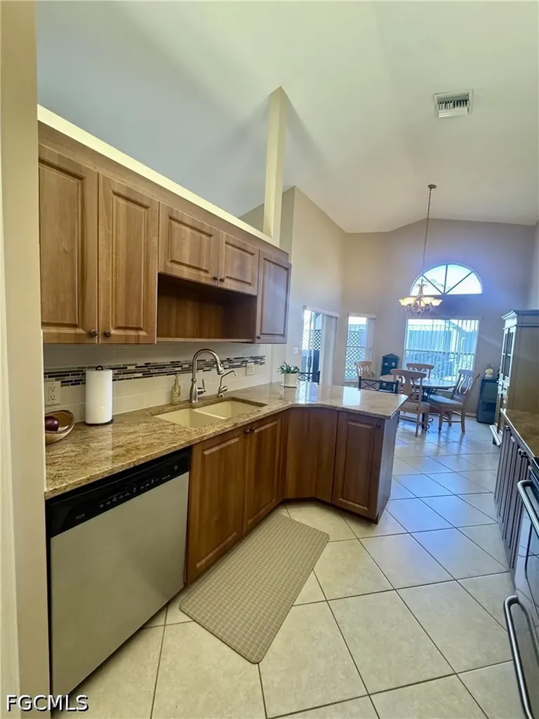 13648 Admiral Court Fort Myers FL 33912