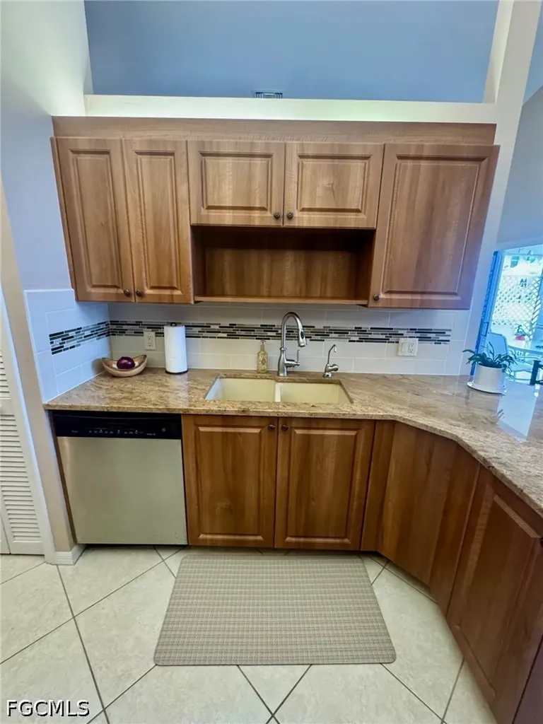 13648 Admiral Court Fort Myers FL 33912
