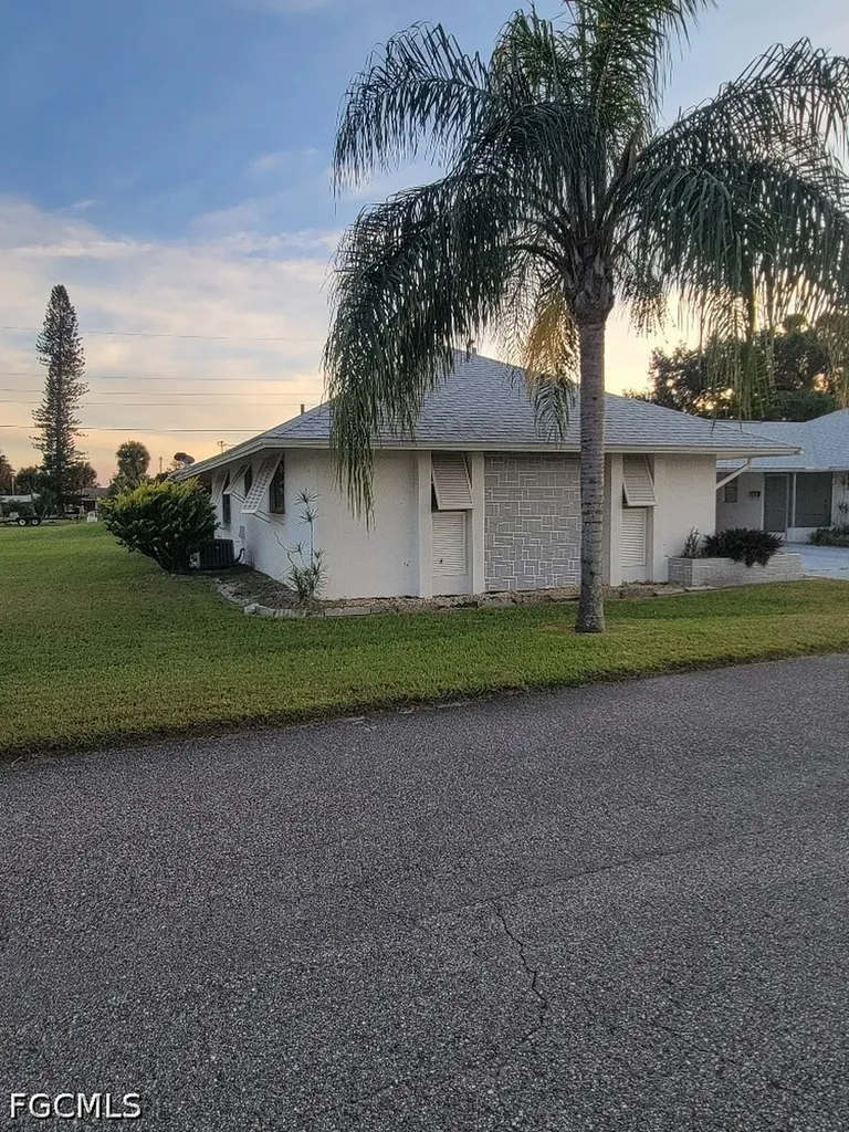 341 Richland Road Lehigh Acres FL 33936