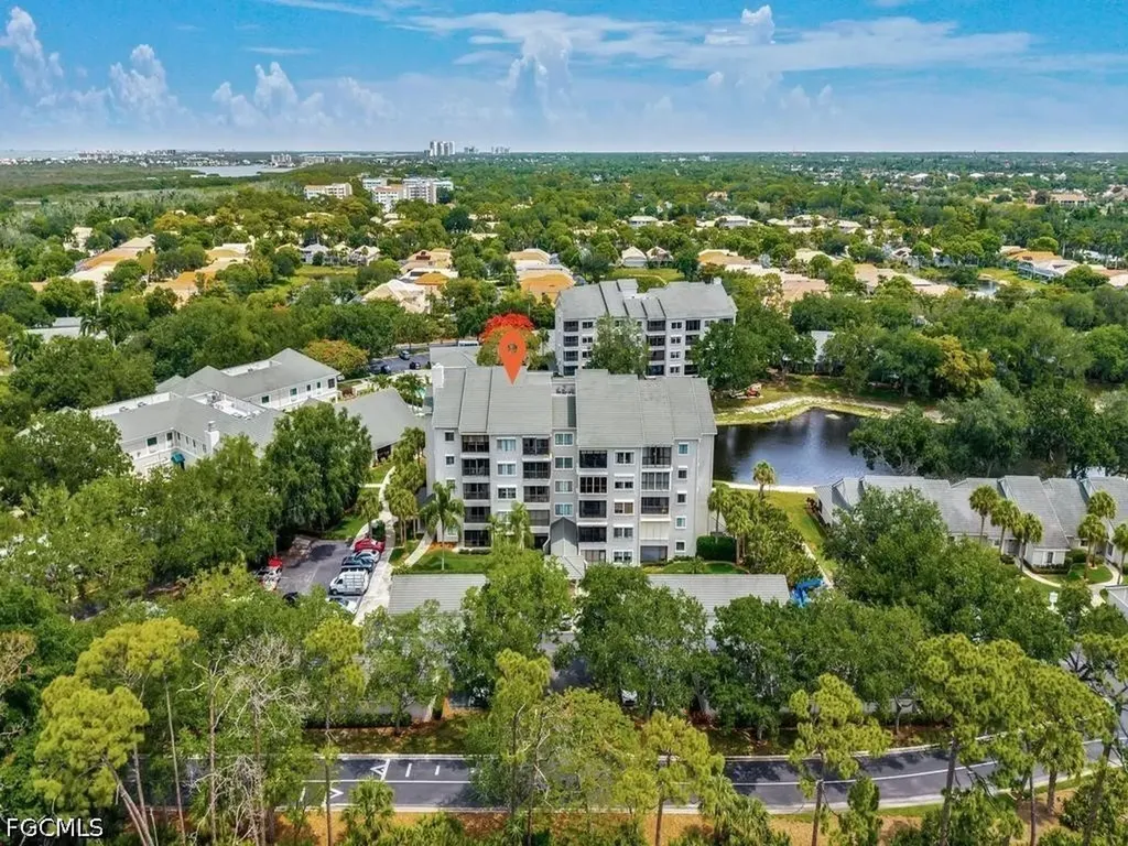 Naples FL, 201 Arbor Lake Drive, Unit 404