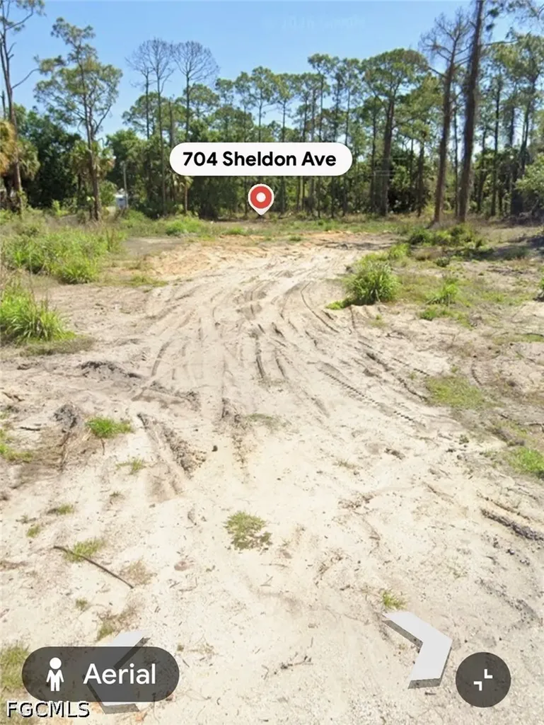 704 Sheldon Avenue Lehigh Acres FL 33936
