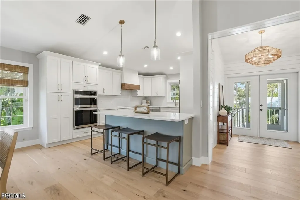 1538 Wilton Lane Sanibel FL 33957