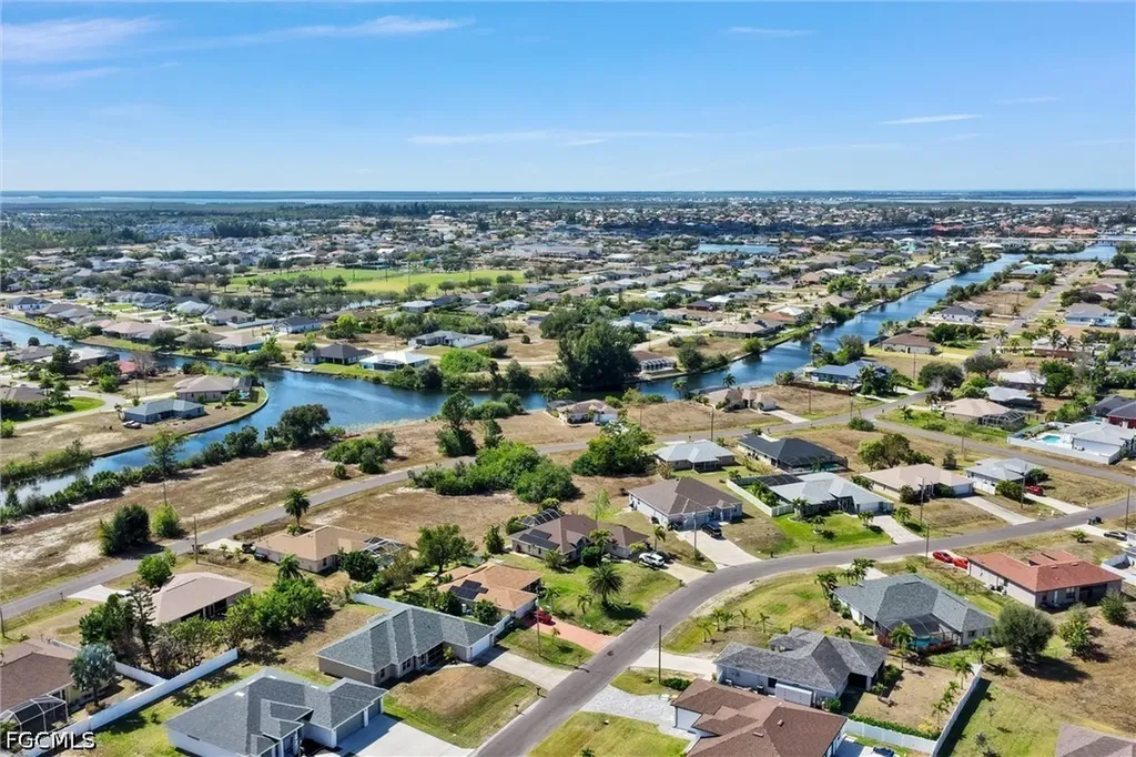 2442 SW Embers Terrace Cape Coral FL 33991