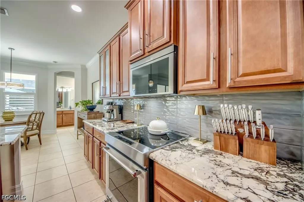2612 Stonyhill Court Cape Coral FL 33991