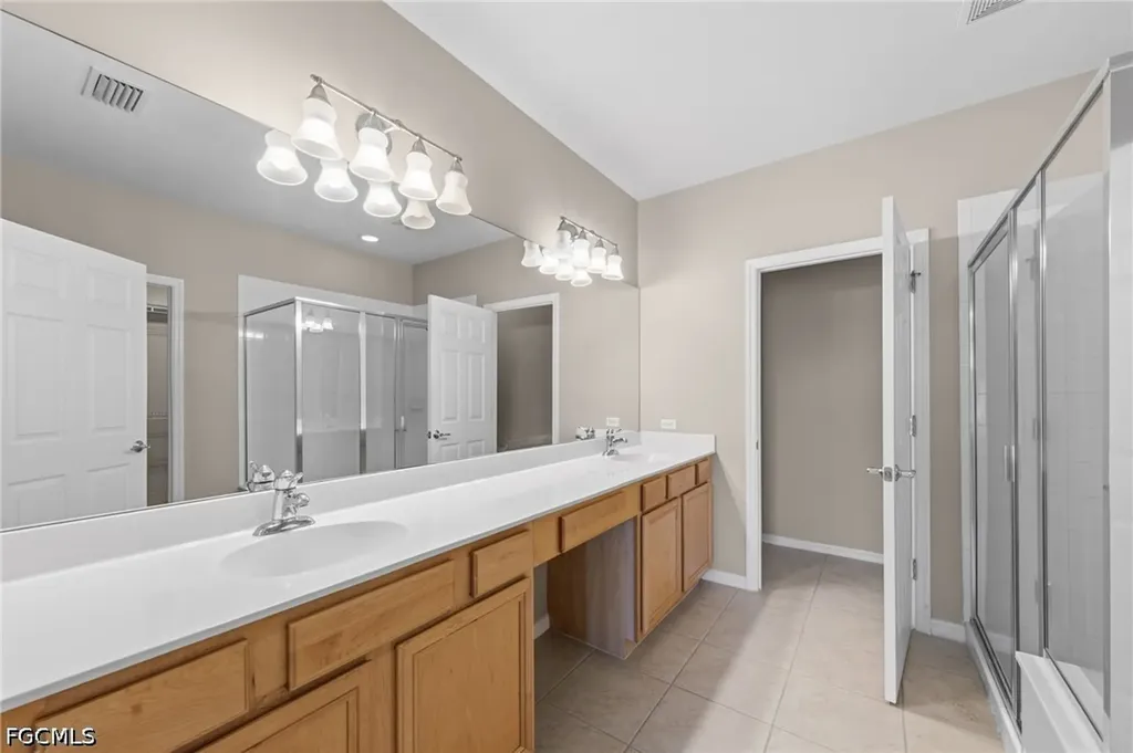 10344 Whispering Palms Drive Fort Myers FL 33913