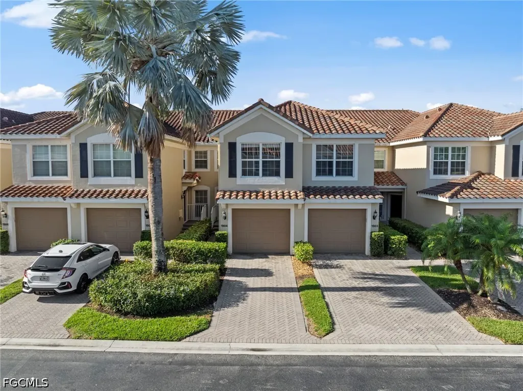 10344 Whispering Palms Drive Fort Myers FL 33913