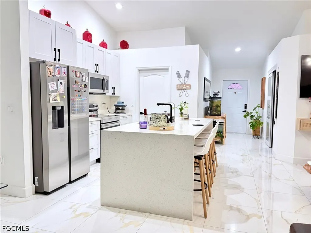 3201 NW 2nd Place Cape Coral FL 33993