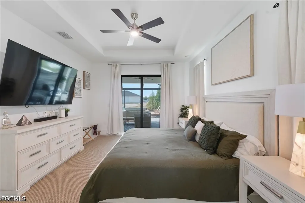 2530 SW 4th Place Cape Coral FL 33914