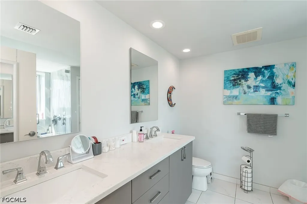 3000 Oasis Grand Boulevard Fort Myers FL 33916