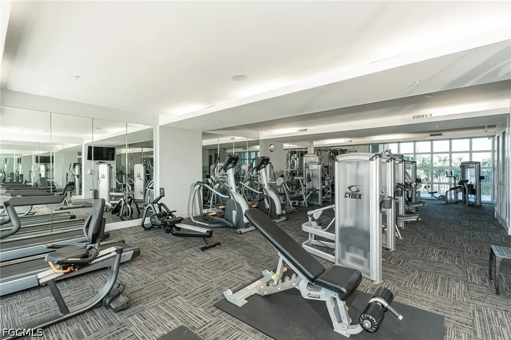 3000 Oasis Grand Boulevard Fort Myers FL 33916