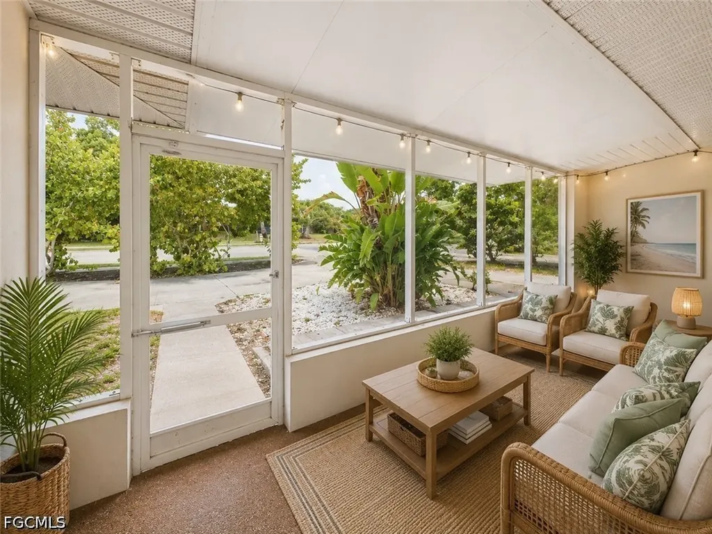 794 Hydrangea Drive North Fort Myers FL 33903