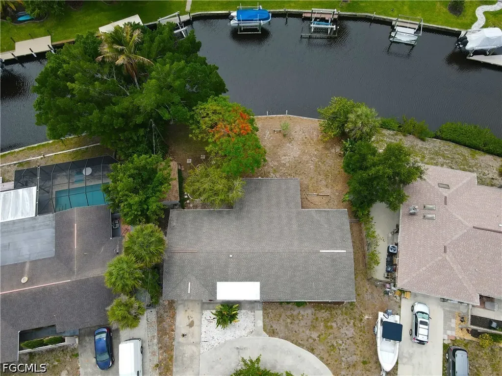 794 Hydrangea Drive North Fort Myers FL 33903
