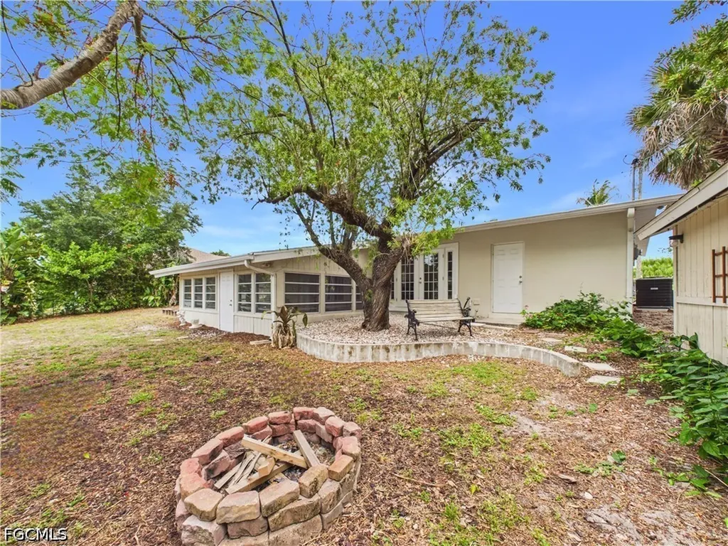 794 Hydrangea Drive North Fort Myers FL 33903