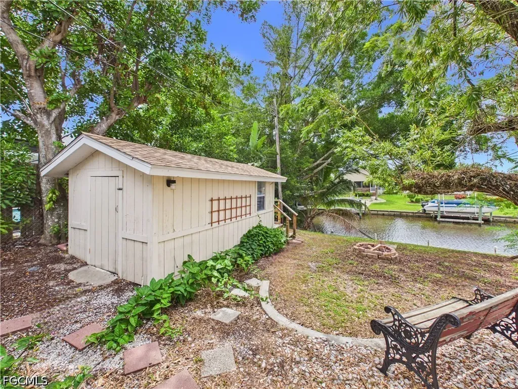 794 Hydrangea Drive North Fort Myers FL 33903