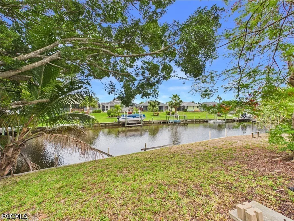 794 Hydrangea Drive North Fort Myers FL 33903
