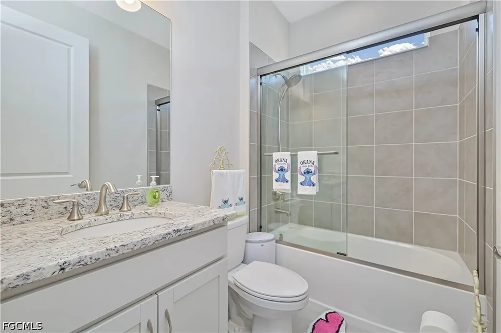 18237 Everson Miles Circle North Fort Myers FL 33917