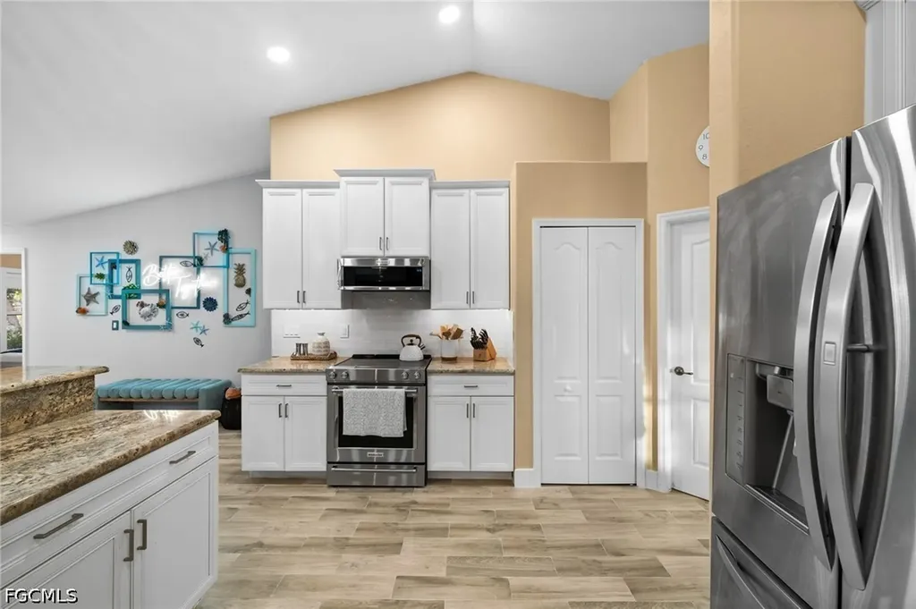 1629 SW 43rd Terrace Cape Coral FL 33914
