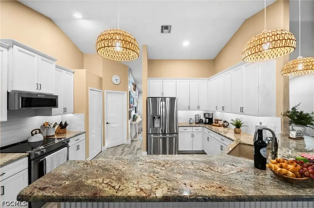 1629 SW 43rd Terrace Cape Coral FL 33914