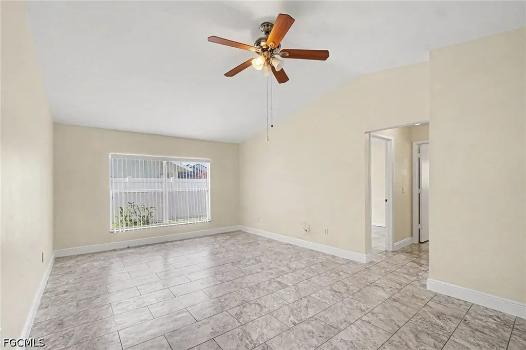 3314 SE 11th Avenue Cape Coral FL 33904