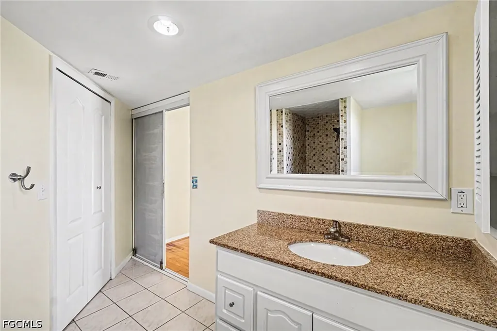 3314 SE 11th Avenue Cape Coral FL 33904
