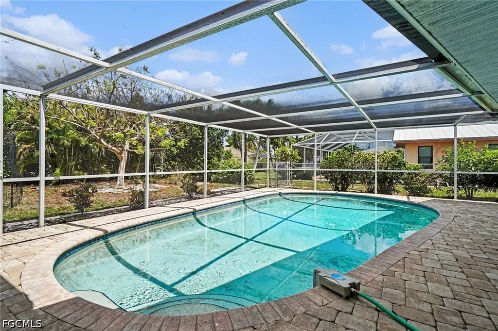 3314 SE 11th Avenue Cape Coral FL 33904